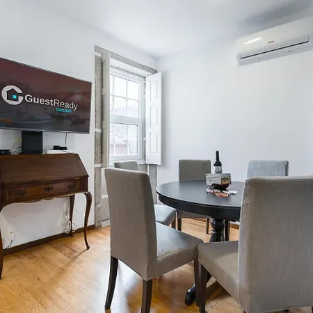 Guestready - Modern Duplex, Neo-classical Building * Porto